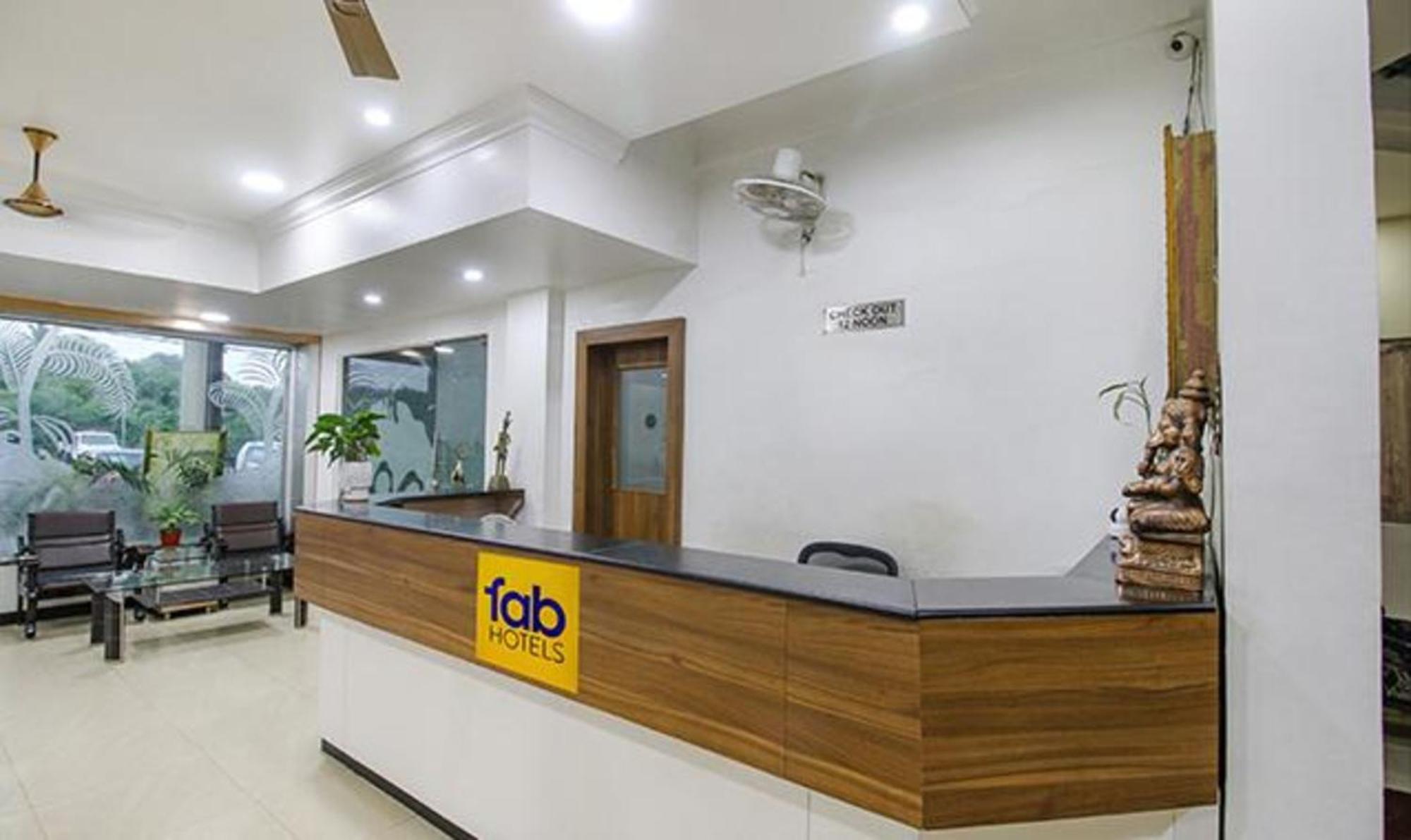 Fabhotel Silver Inn I โบปาล ภายนอก รูปภาพ